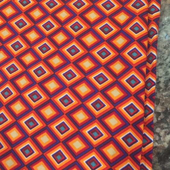 TC NWOT LuLaRoe Leggings AA31 4532 - Picture 2 of 3